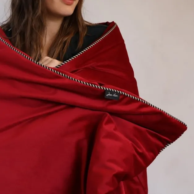 Maison Jean-Vier Édredon et bout de lit Rouge