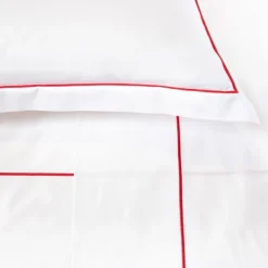 Maison Jean-Vier Housse de couette en satin de coton broderie rouge