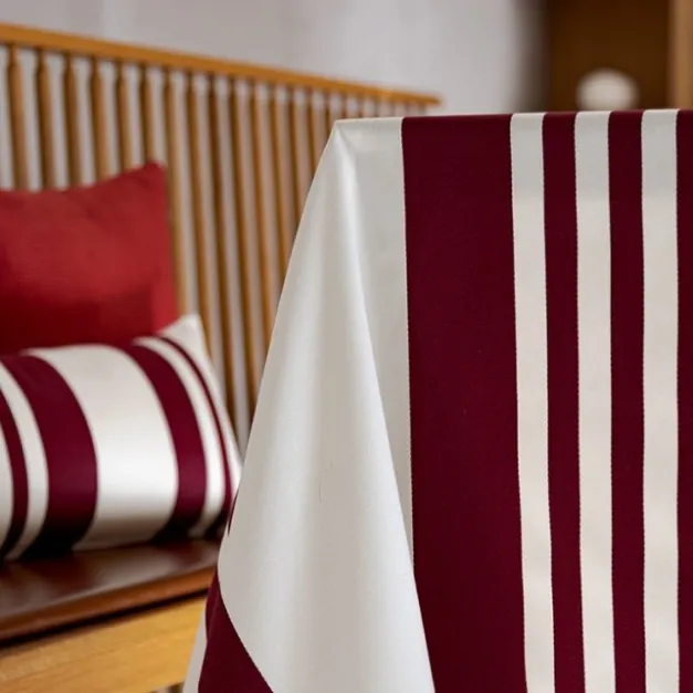 Maison Jean-Vier Nappe de table Rouge