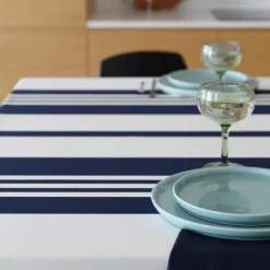 Maison Jean-Vier Nappe en coton bleu foncé et blanche à rayures