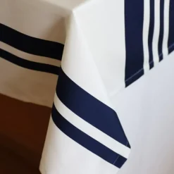 Maison Jean-Vier Nappe en coton bleu foncé et blanche à rayures