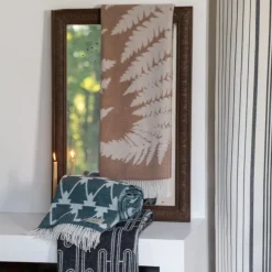 Maison Jean-Vier Plaid beige en cachemire et laine motif fougère