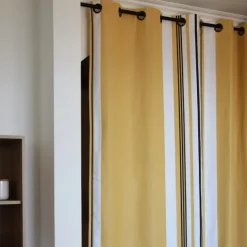 Maison Jean-Vier Rideau jaune en coton à rayures tissage chevrons